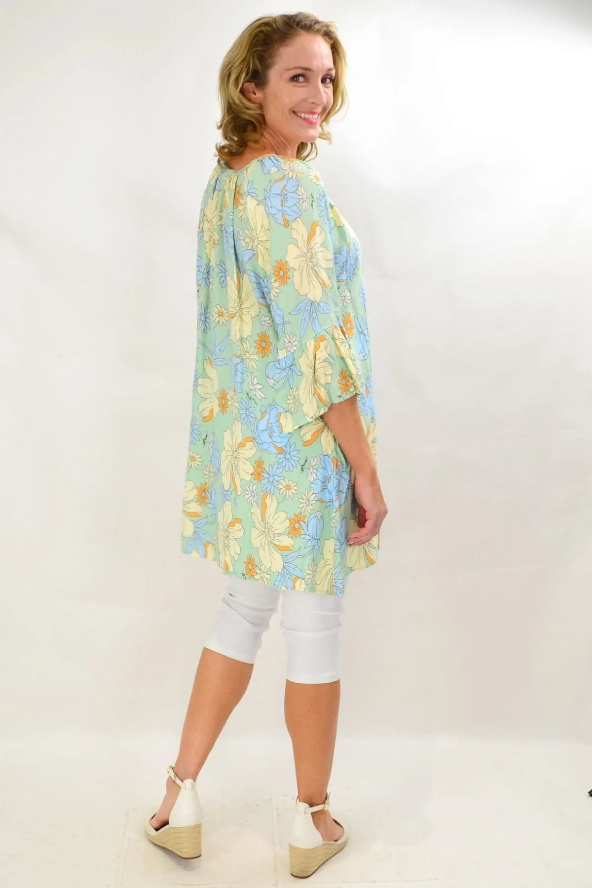 Bold Yellow Flower Pearl Button Tunic Top