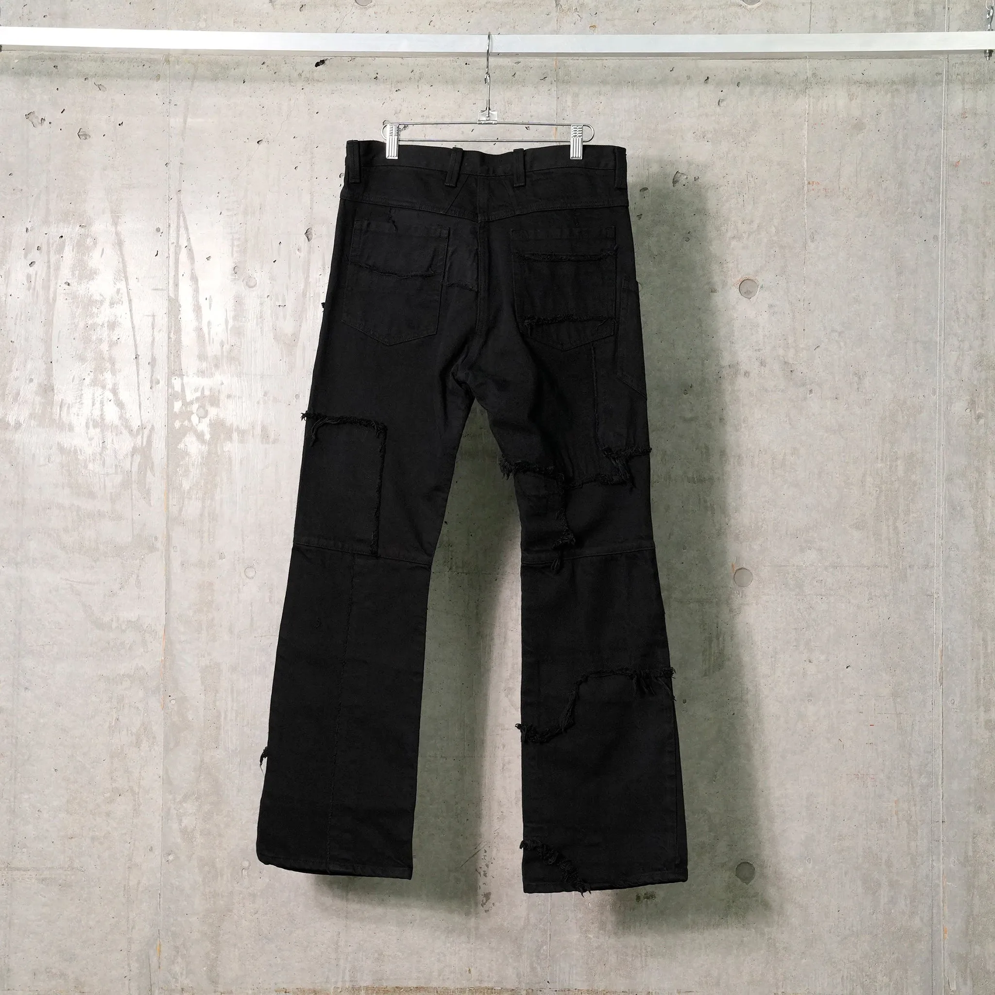 BOOTCUT SCRAP DENIM BLACK / BLACK