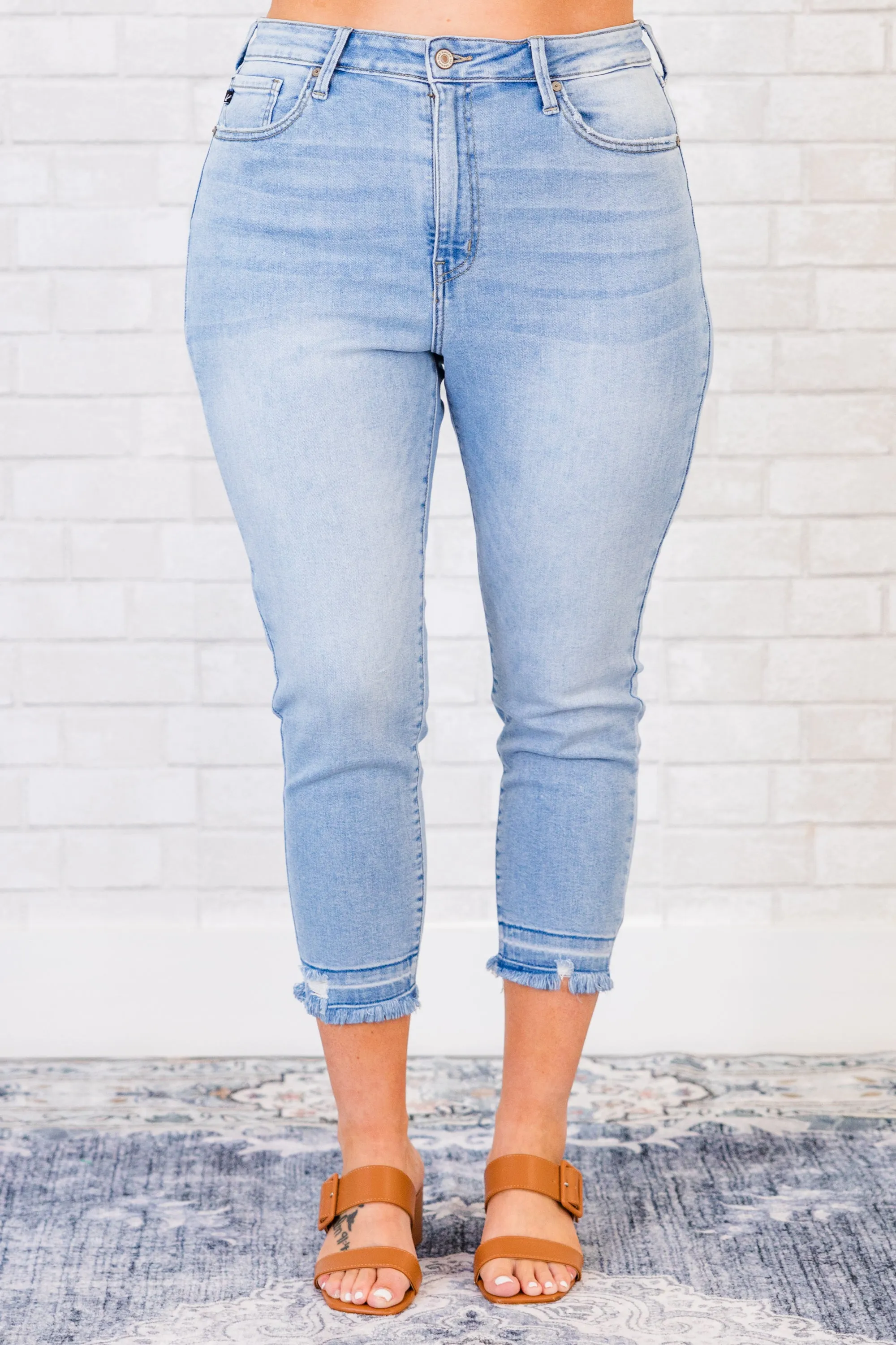 Perfect Weekend Capris, Light Wash