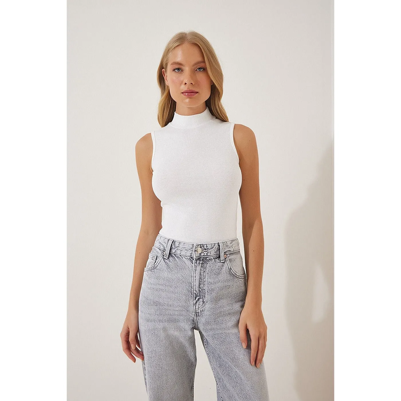 White Turtleneck Cotton Knitted Blouse